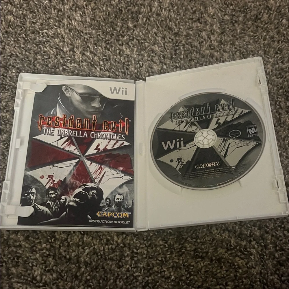 Capcom Resident Evil: The Umbrella Chronicles (Wii) - Black & Red Cover - Picture 2 of 3
